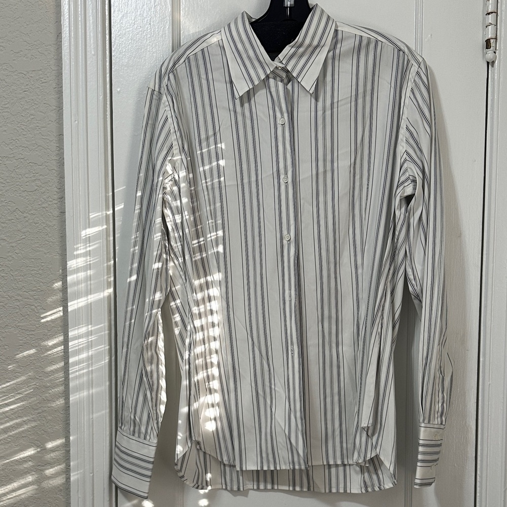 Men's Long-Sleeve Vertical Stripe Dress Shirt - White & Gray